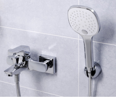 Salm 2701 Смеситель для ванны с коротким изливом